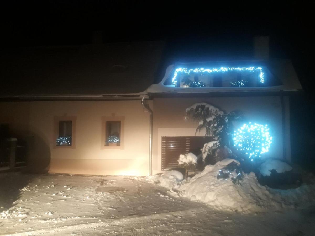 Apartamento Sofia Veterník C Kremnica Exterior foto